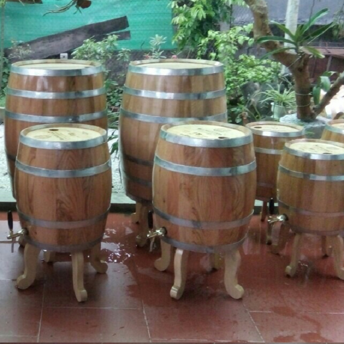 Thông tin cơ bản về thùng gỗ sồi 200 lít dáng đứng