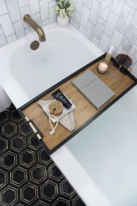 khay gỗ bồn tắm
